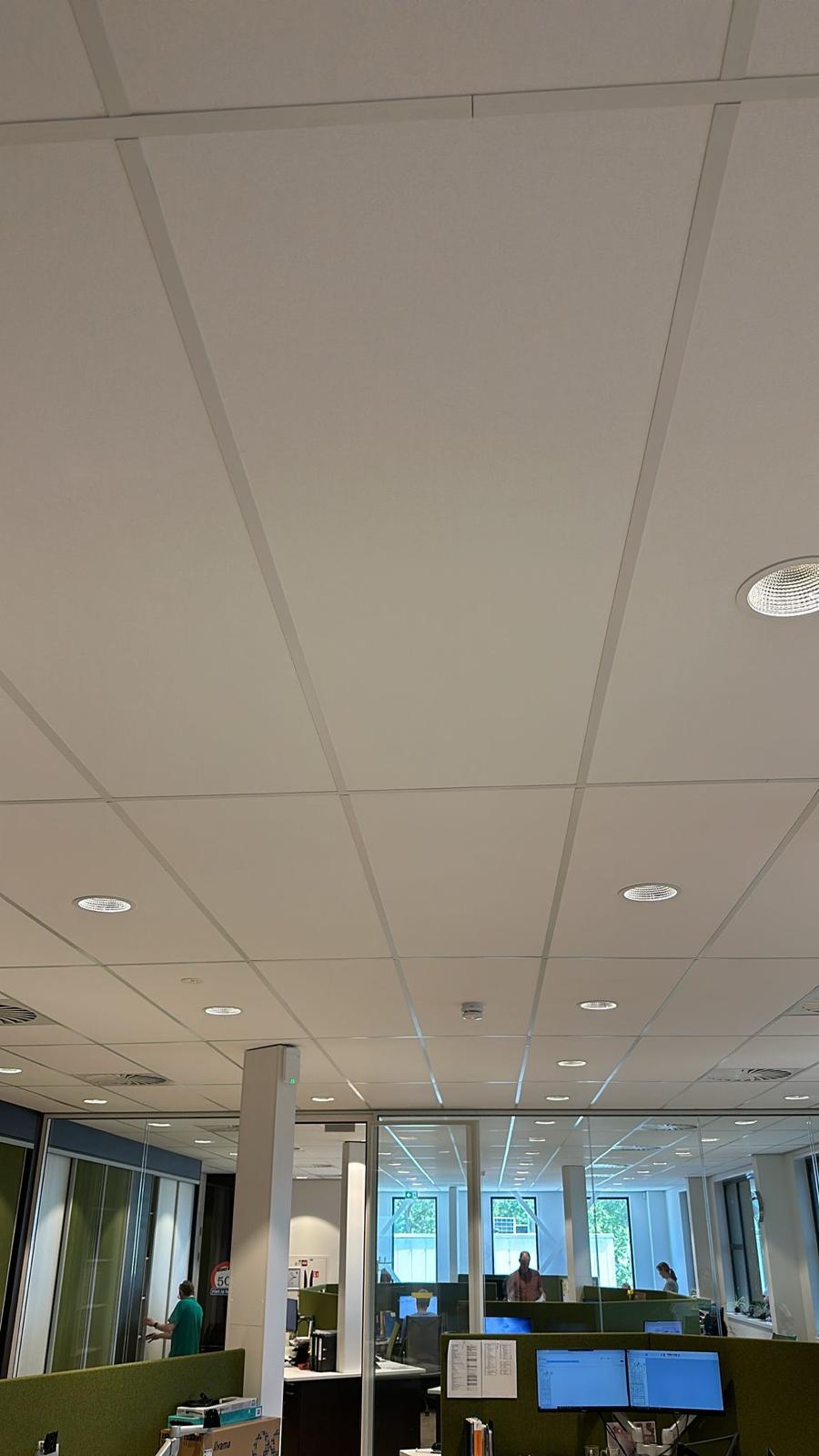 Professioneel gemonteerd inleg systeemplafond door PlafondPartners